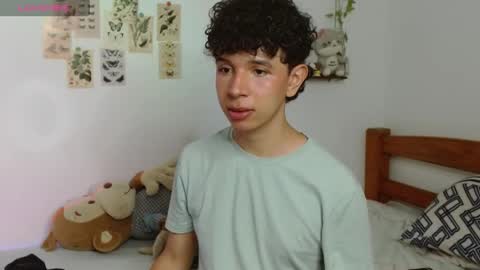 Cuddly online show from 04/20/26, 06:31