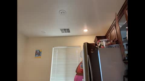 Snapshot of cum2charmxx chatting on 11/22/25, 05:12 cum2charmxx online show from 11/22/25, 05:12