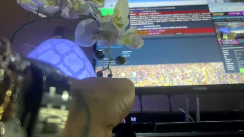 Snapshot of cum_all_over_mmee chatting on 02/05/25, 08:54 im KIM new girl to spoil online show from 02/05/25, 08:54