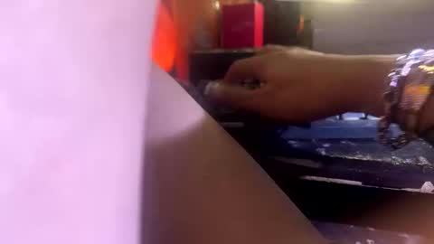 Snapshot of cum_all_over_mmee chatting on 02/20/25, 04:25 im KIM new girl to spoil online show from 02/20/25, 04:25