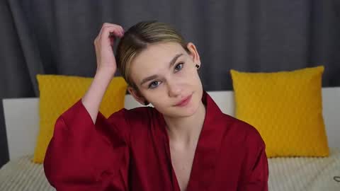 Naomi online show from 10/18/25, 11:38