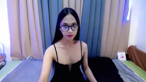 Snapshot of cum_fuck_me69 chatting on 07/22/26, 04:59 kez online show from 07/22/26, 04:59