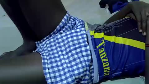 cum_in22 online show from 10/07/25, 10:29