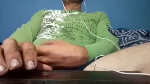 Snapshot of cumbian_chero chatting on 07/09/26, 03:32 cumbian_chero online show from 07/09/26, 03:32