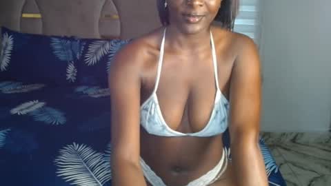 Snapshot of cumbonydreamdoll chatting on 10/06/25, 11:51 coco online show from 10/06/25, 11:51