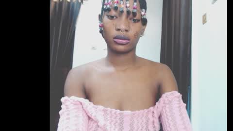 cumebony_petit online show from 03/06/26, 07:05