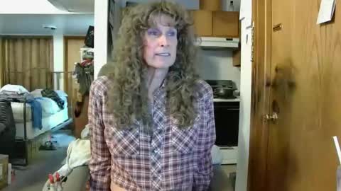 Snapshot of cumfornikki chatting on 11/27/25, 03:36 Nikki online show from 11/27/25, 03:36