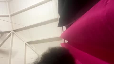 Snapshot of cumgravy chatting on 02/12/25, 12:27 cumgravy online show from 02/12/25, 12:27