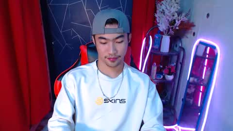 Snapshot of cumhavefun25 chatting on 12/02/24, 04:42 ask me online show from 12/02/24, 04:42