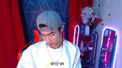 Snapshot of cumhavefun25 chatting on 12/10/24, 08:27 ask me online show from 12/10/24, 08:27