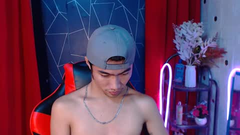 Snapshot of cumhavefun25 chatting on 12/12/24, 09:48 ask me online show from 12/12/24, 09:48