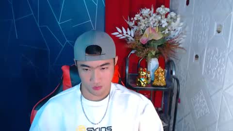 Snapshot of cumhavefun25 chatting on 03/11/25, 04:40 ask me online show from 03/11/25, 04:40