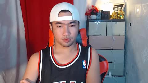 Snapshot of cumhavefun25 chatting on 10/02/25, 07:10 ask me online show from 10/02/25, 07:10