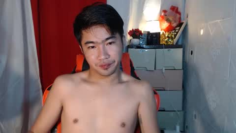 Snapshot of cumhavefun25 chatting on 10/05/25, 08:18 ask me online show from 10/05/25, 08:18