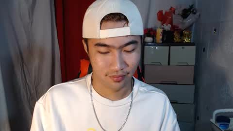 Snapshot of cumhavefun25 chatting on 11/10/25, 01:59 ask me online show from 11/10/25, 01:59