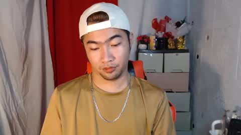 Snapshot of cumhavefun25 chatting on 11/15/25, 08:38 ask me online show from 11/15/25, 08:38