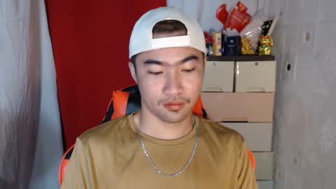 Snapshot of cumhavefun25 chatting on 11/29/25, 05:49 ask me online show from 11/29/25, 05:49