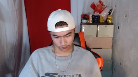 Snapshot of cumhavefun25 chatting on 12/01/25, 05:07 ask me online show from 12/01/25, 05:07