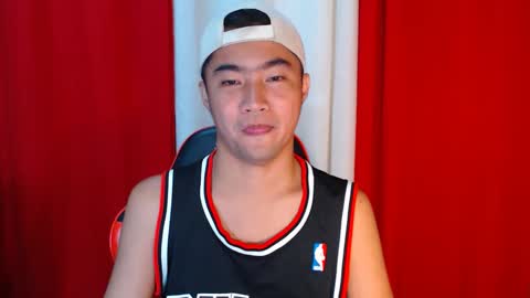 Snapshot of cumhavefun25 chatting on 05/01/26, 04:33 ask me online show from 05/01/26, 04:33