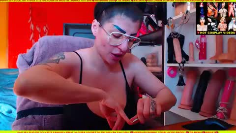 cuminmenowbby online show from 02/11/25, 12:05