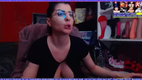Snapshot of cuminmenowbby chatting on 05/26/26, 07:54 cuminmenowbby online show from 05/26/26, 07:54