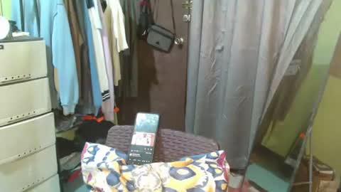 Snapshot of cumloader_ian4u chatting on 10/23/25, 06:28 IAN online show from 10/23/25, 06:28