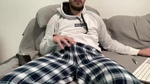 Snapshot of cumlvr11 chatting on 01/18/26, 09:57 Tony online show from 01/18/26, 09:57