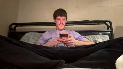 Snapshot of cumm4mee828 chatting on 01/18/26, 01:20 cumm4mee828 online show from 01/18/26, 01:20