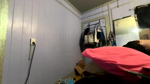 Snapshot of cumnsparkle chatting on 04/13/26, 04:45 cumnsparkle online show from 04/13/26, 04:45