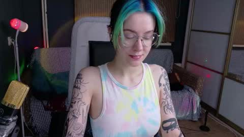 Snapshot of cumpotikeve chatting on 10/06/25, 03:26 CUMpotikEve online show from 10/06/25, 03:26