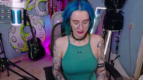 Snapshot of cumpotikeve chatting on 07/14/26, 02:05 CUMpotikEve online show from 07/14/26, 02:05