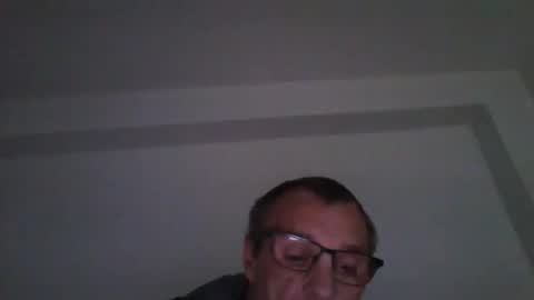Snapshot of cumseeme002 chatting on 03/29/26, 05:57 Alan online show from 03/29/26, 05:57