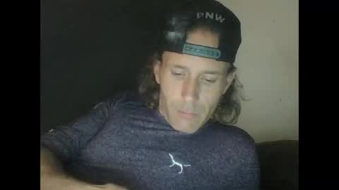 Snapshot of cumslutboi27 chatting on 01/17/25, 03:23 cumslutboi27 online show from 01/17/25, 03:23