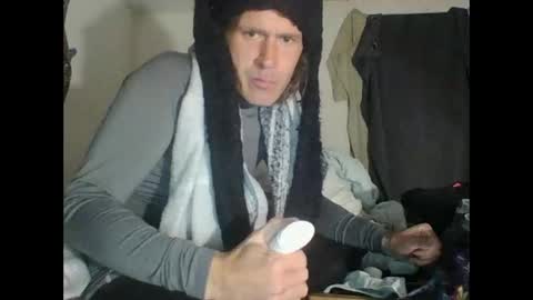 Snapshot of cumslutboi27 chatting on 01/21/25, 06:54 cumslutboi27 online show from 01/21/25, 06:54