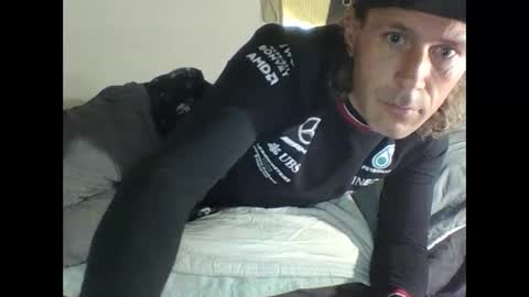 Snapshot of cumslutboi27 chatting on 01/24/25, 06:04 cumslutboi27 online show from 01/24/25, 06:04