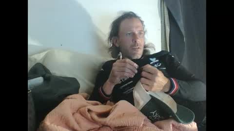 Snapshot of cumslutboi27 chatting on 02/23/25, 02:07 cumslutboi27 online show from 02/23/25, 02:07