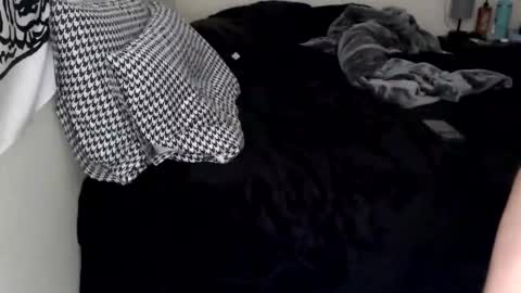 charlie online show from 02/25/26, 10:14