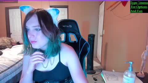 cupcakecrow online show from 02/19/25, 03:28