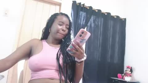 dominic and julieta... independent models online show from 07/02/26, 12:11
