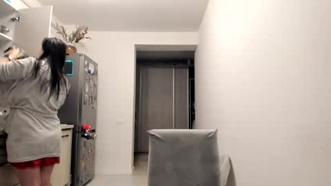 maria  alex online show from 02/11/25, 03:50