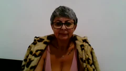Snapshot of cuplu4346529860 chatting on 12/07/24, 04:25 couple online show from 12/07/24, 04:25