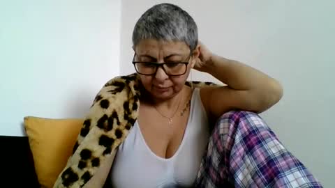 Snapshot of cuplu4346529860 chatting on 02/20/25, 12:57 couple online show from 02/20/25, 12:57