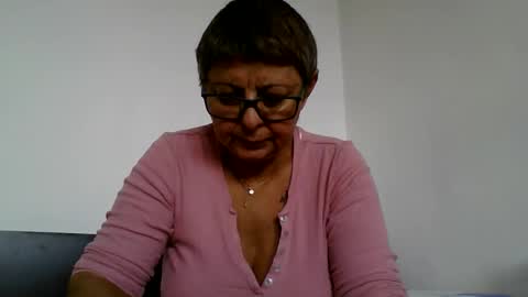 Snapshot of cuplu4346529860 chatting on 10/22/25, 09:20 couple online show from 10/22/25, 09:20