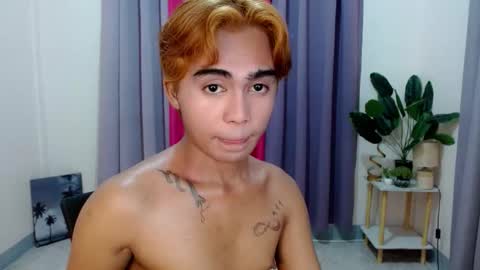 Xyrien online show from 04/10/26, 10:53