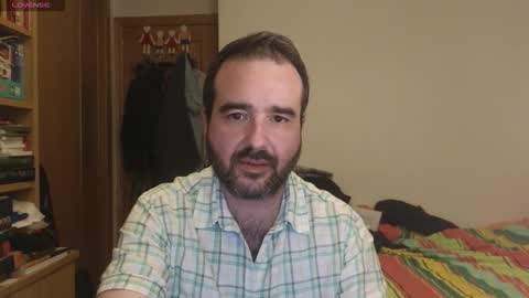 Snapshot of curiosillo1983 chatting on 09/22/25, 05:37 curiosillo1983 online show from 09/22/25, 05:37