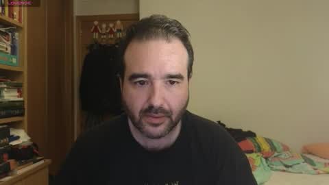 Snapshot of curiosillo1983 chatting on 09/27/25, 03:17 curiosillo1983 online show from 09/27/25, 03:17