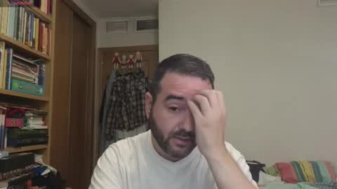 Snapshot of curiosillo1983 chatting on 10/05/25, 04:49 curiosillo1983 online show from 10/05/25, 04:49