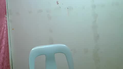 Snapshot of curious_girl247 chatting on 12/27/24, 10:34 curious_girl247 online show from 12/27/24, 10:34