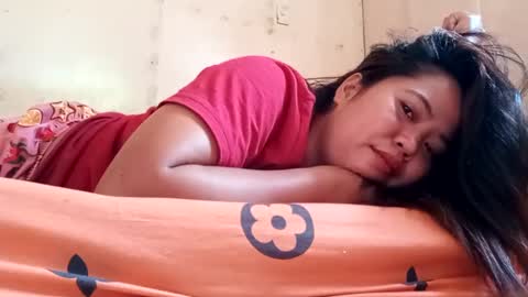 Snapshot of curious_girl247 chatting on 02/13/25, 07:45 curious_girl247 online show from 02/13/25, 07:45