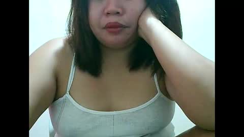 Snapshot of curious_girl247 chatting on 12/16/25, 08:36 curious_girl247 online show from 12/16/25, 08:36